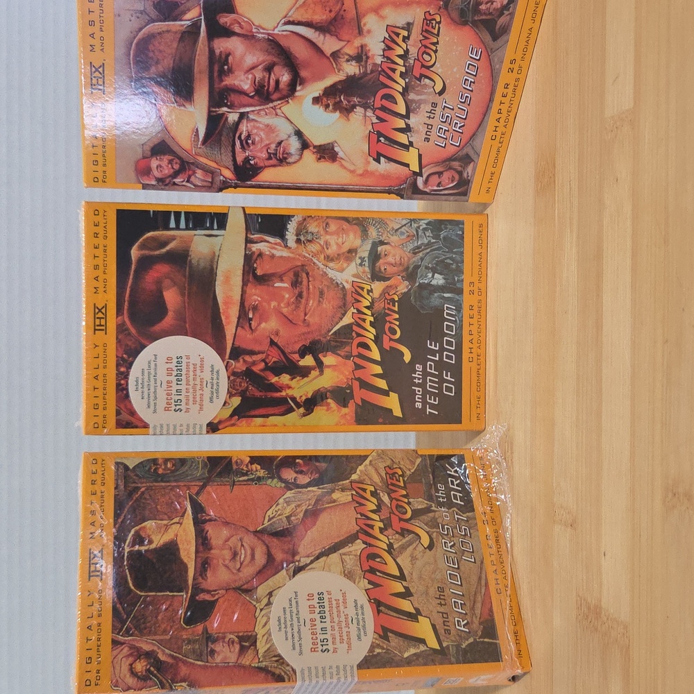 Indiana Jones VHS Box Set - Picture 5 of 5